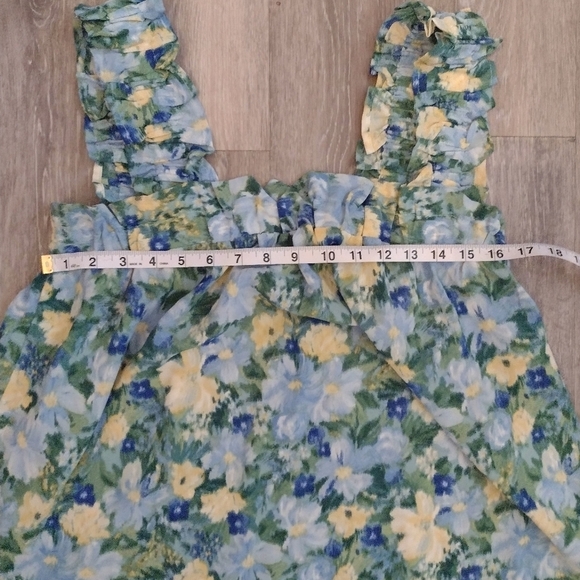 Floral Blu Pepper Blouse - Picture 4 of 4